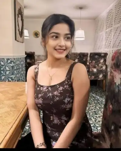 Roshni Mehra